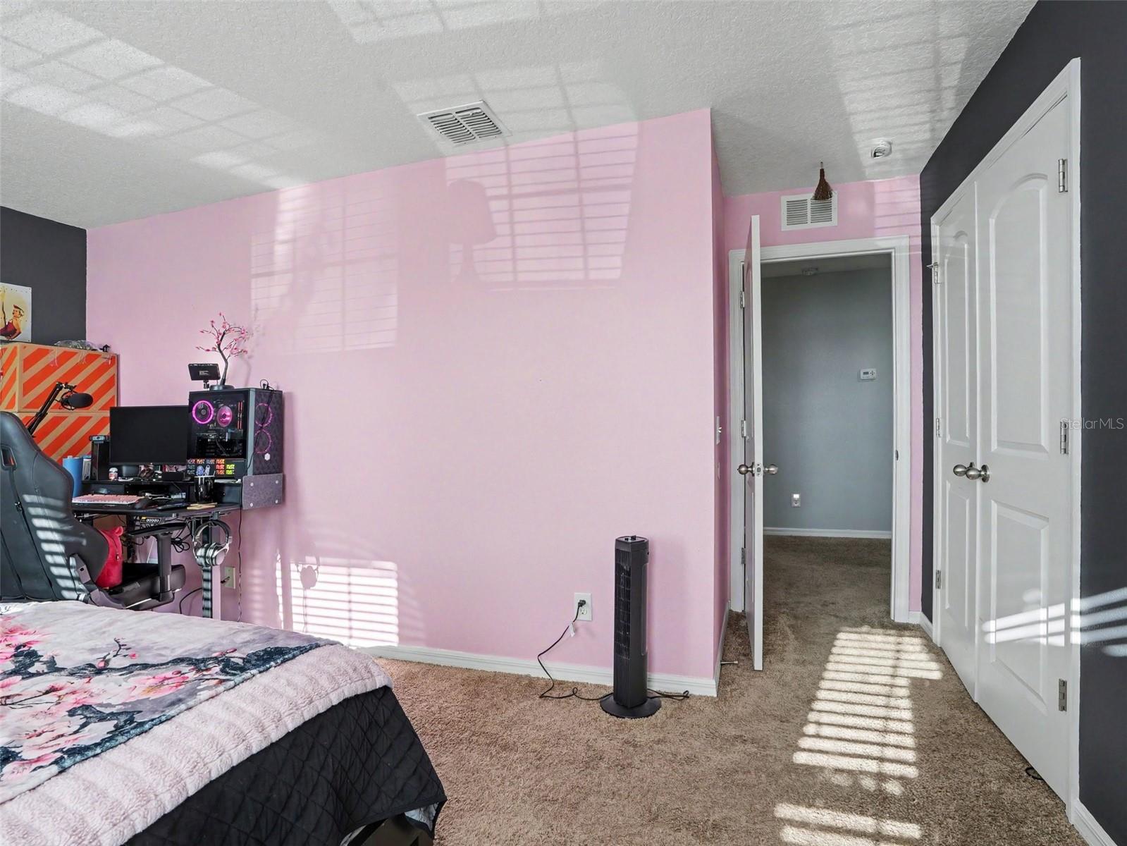 5660 Elsinore Way Property Photo 23