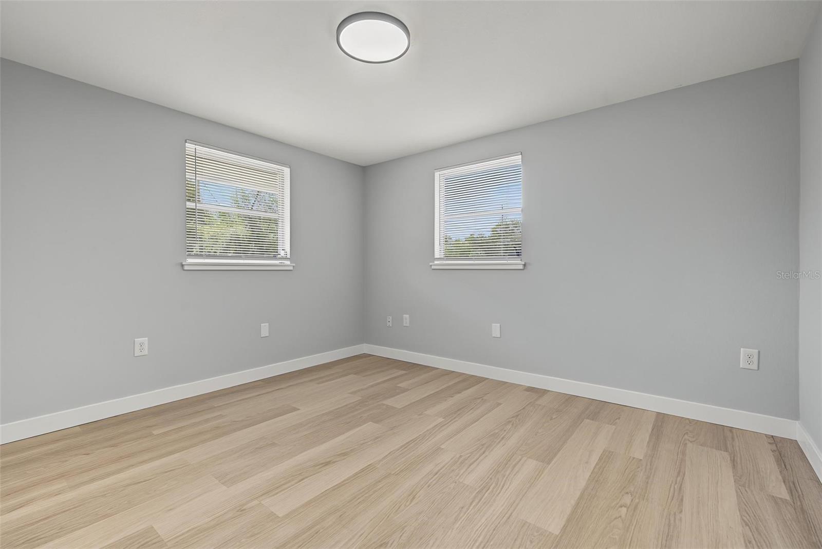 10025 Chestnut Dr Property Photo 24