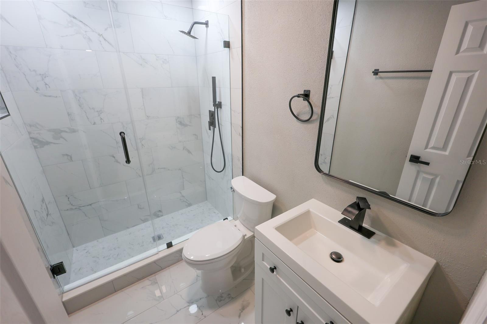 14906 N Bayshore Dr #unit #1 Property Photo 8