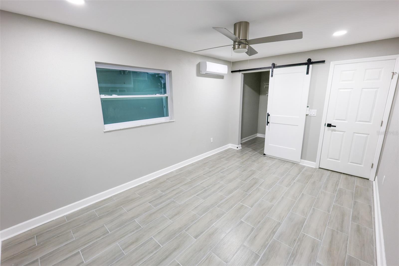 14906 N Bayshore Dr #unit #1 Property Photo 10
