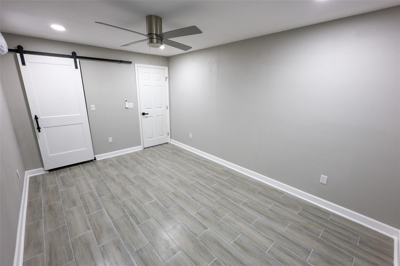 14906 N Bayshore Dr #unit #1 Property Photo 11