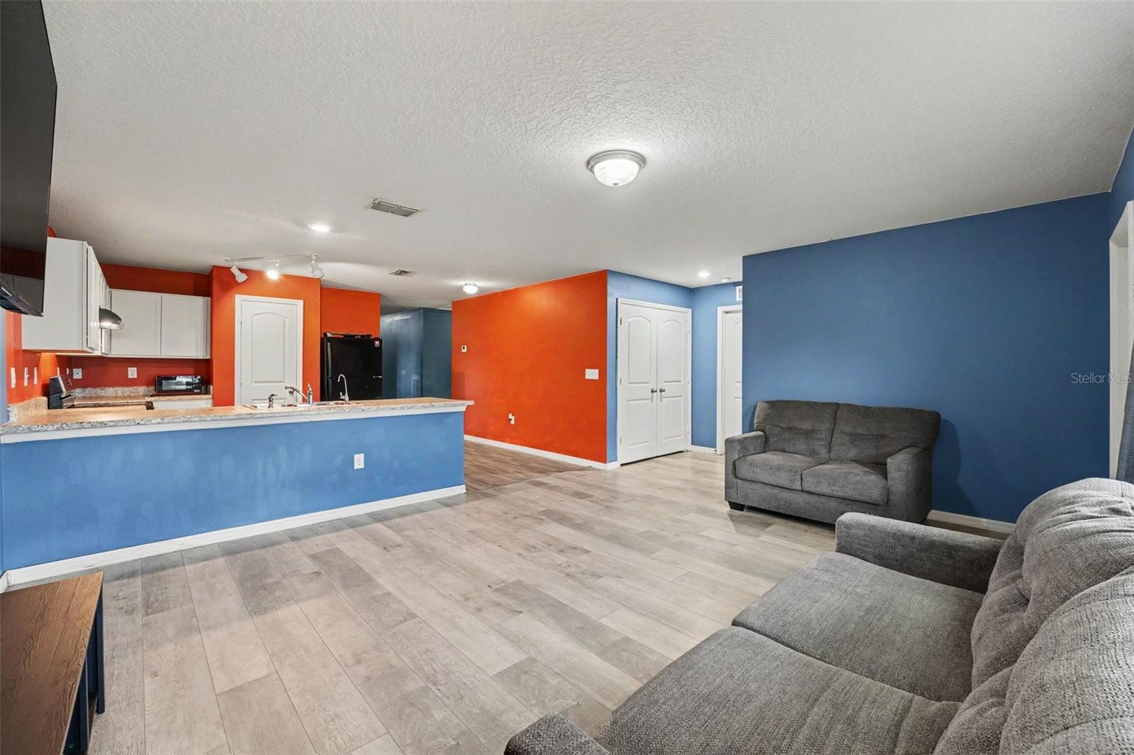 280 Fig Ct Property Photo 5