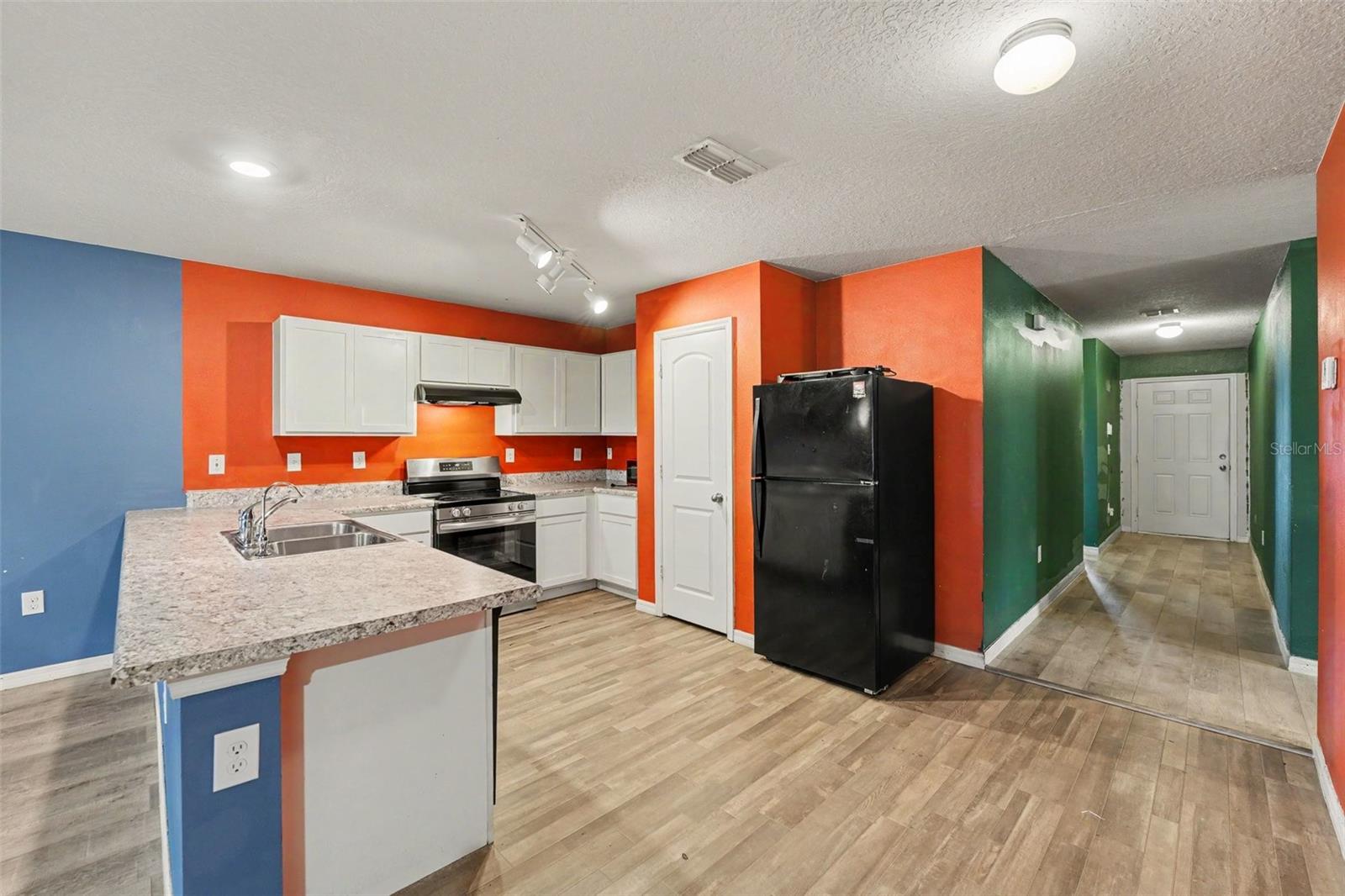 280 Fig Ct Property Photo 7
