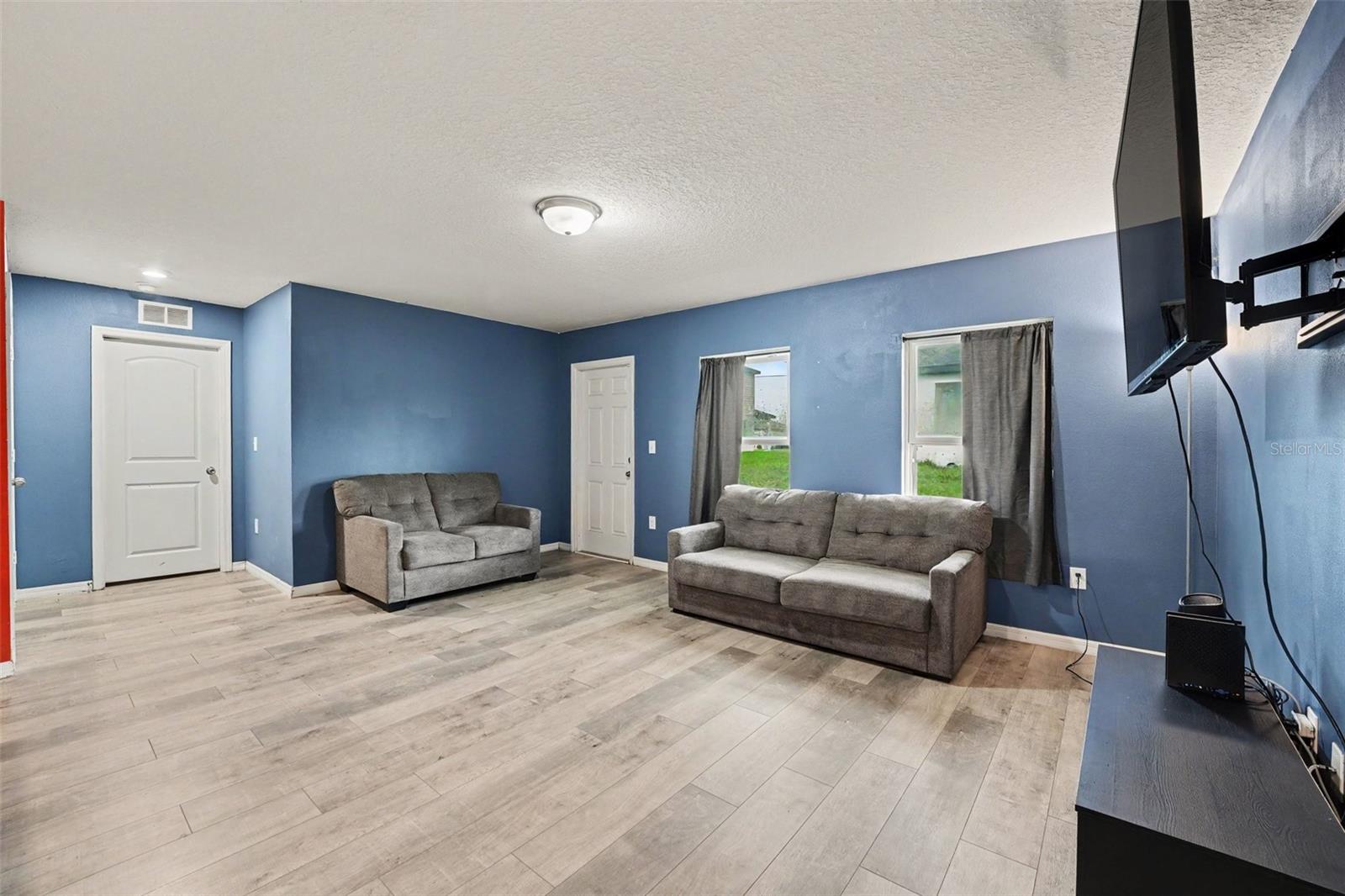 280 Fig Ct Property Photo 25