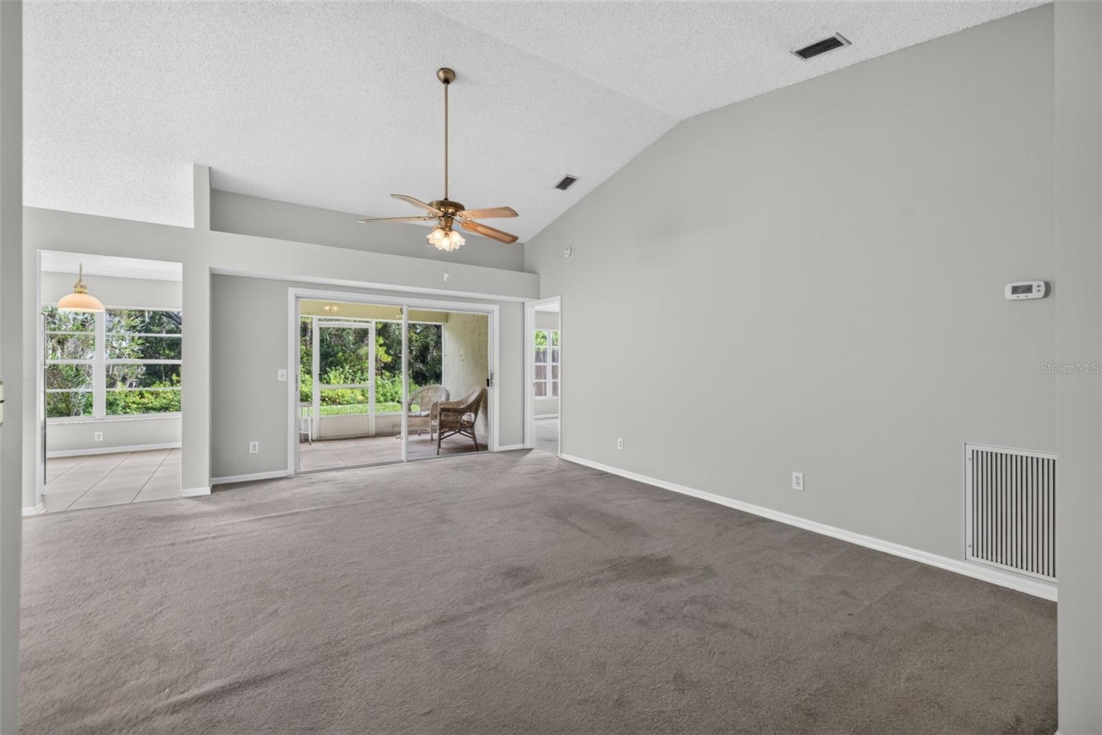 1016 Hardwood Dr Property Photo 10