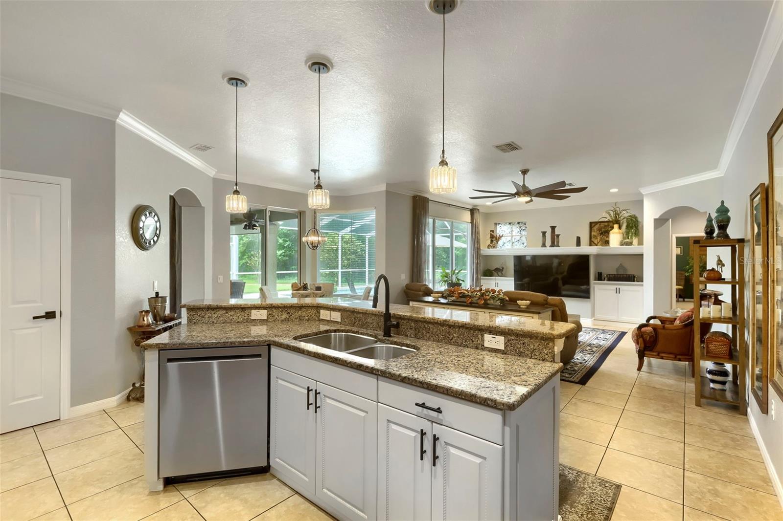 4185 Baudelaire Ct Property Photo 14