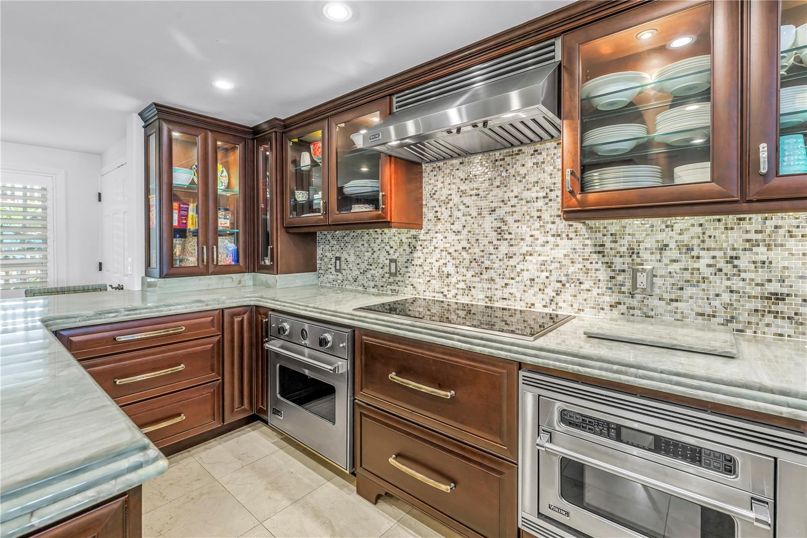 6600 Sunset Way #408 Property Photo 5
