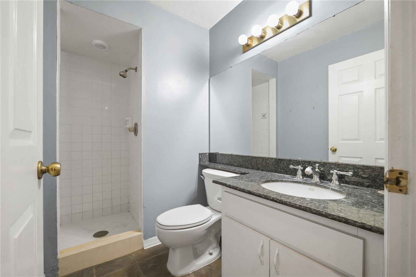 3809 Hanover Hill Dr Property Photo 17
