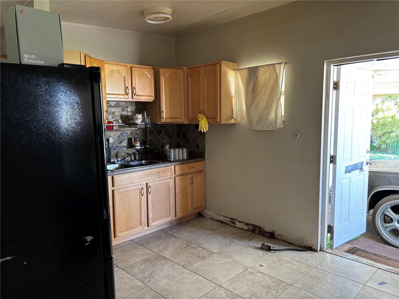 4740 73rd Ave N Property Photo 12