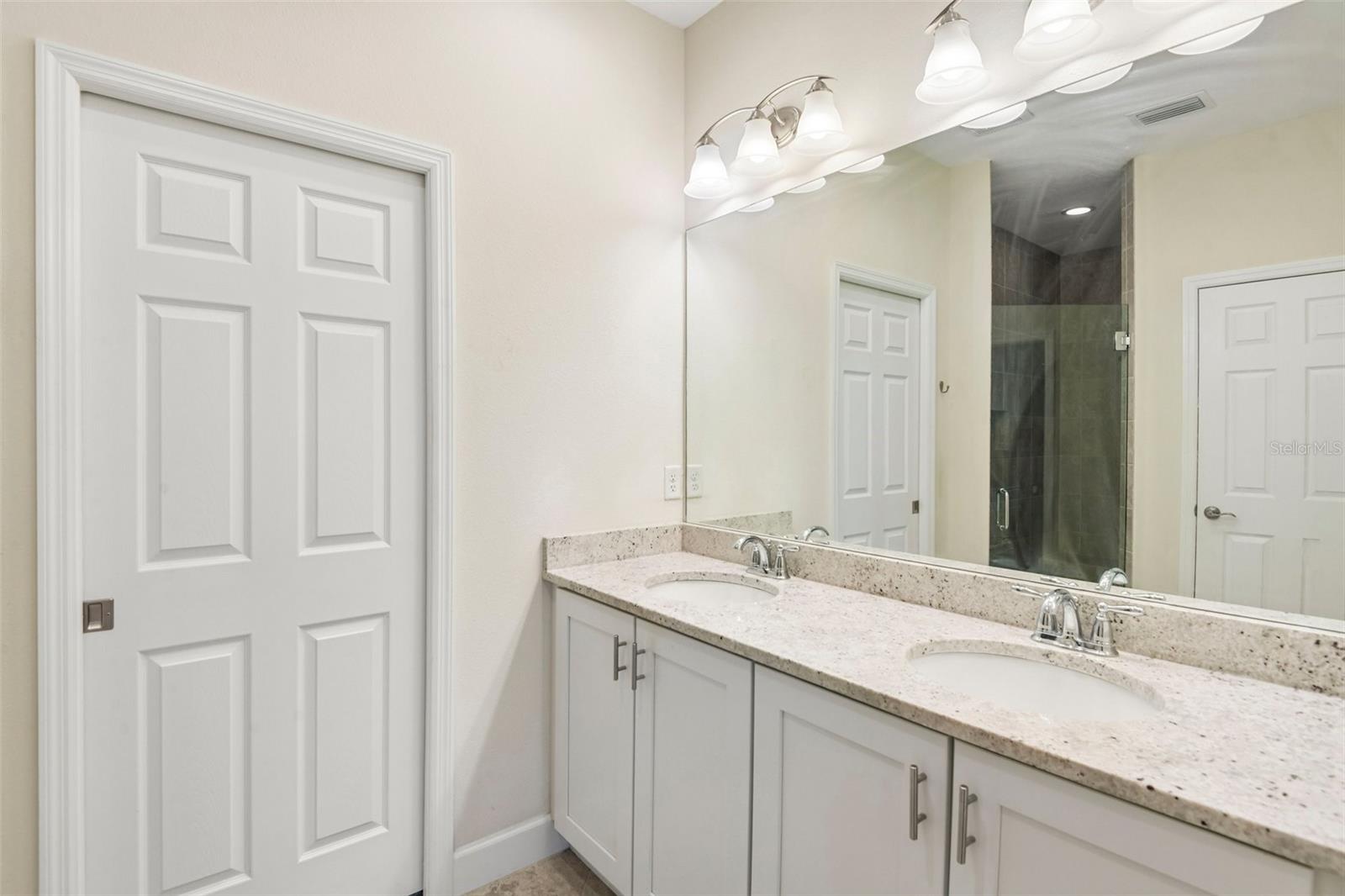 718 Chipper Dr Property Photo 20