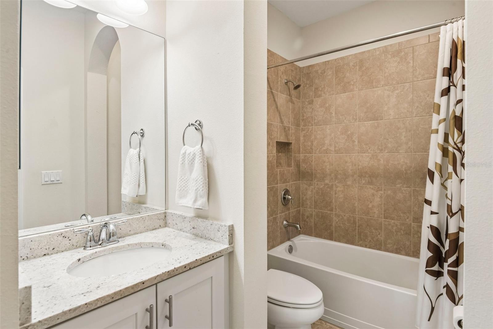 718 Chipper Dr Property Photo 24