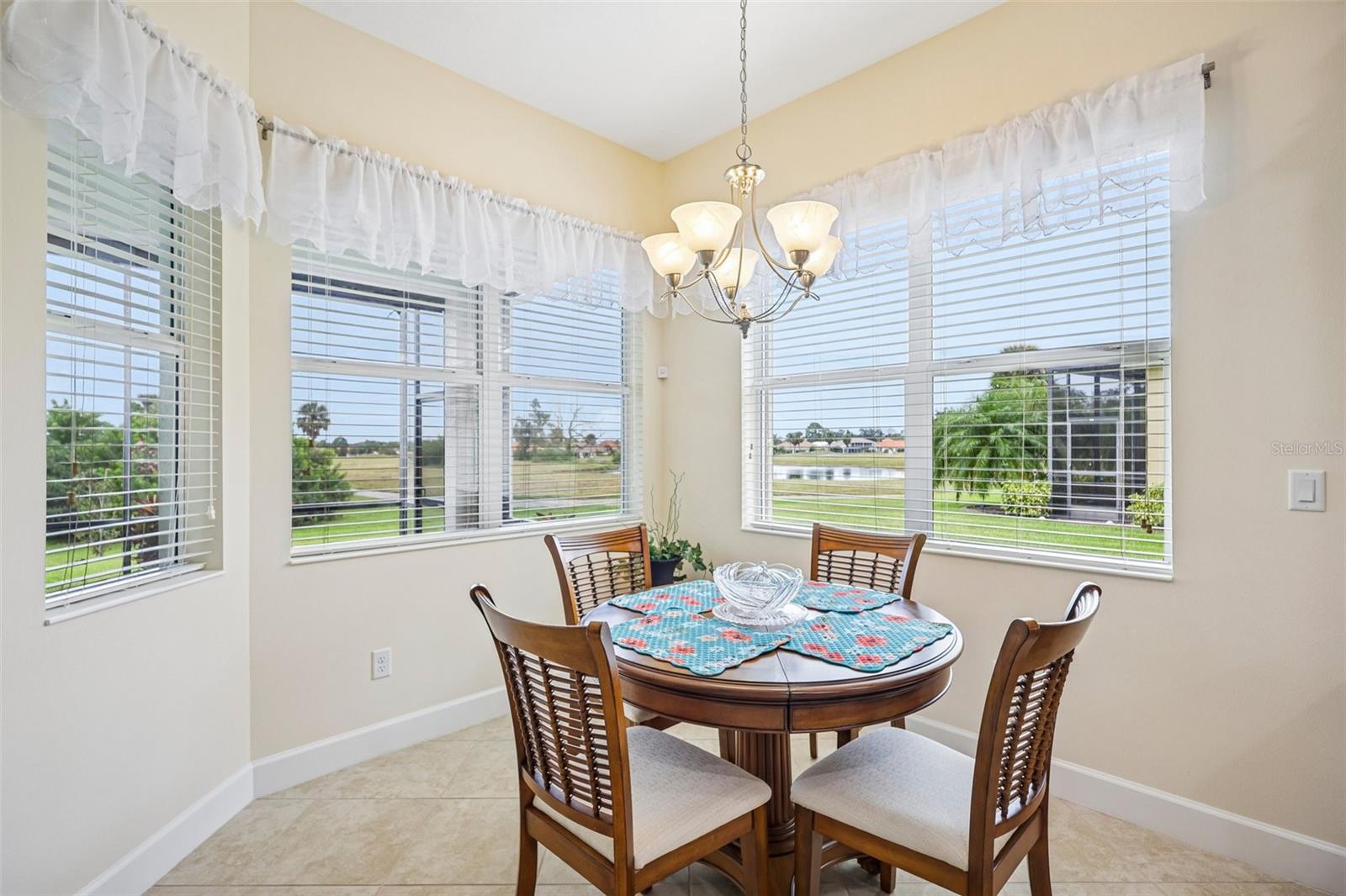 1823 Pacific Dunes Dr Property Photo 17
