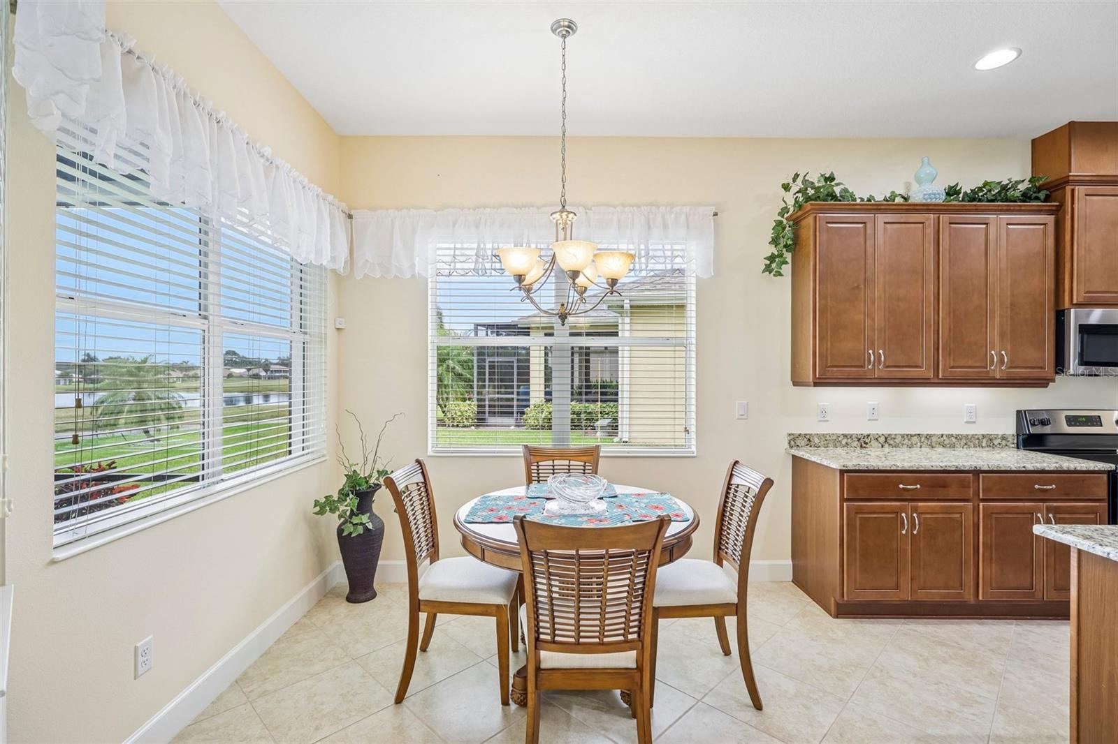 1823 Pacific Dunes Dr Property Photo 18