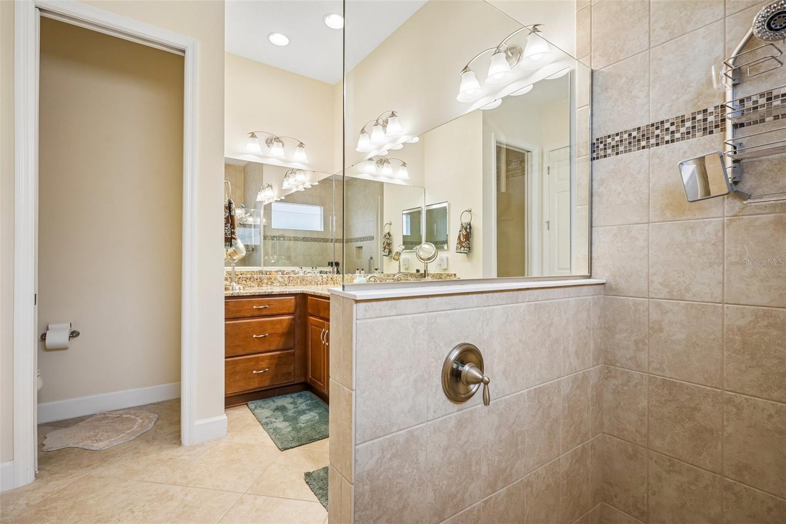 1823 Pacific Dunes Dr Property Photo 26