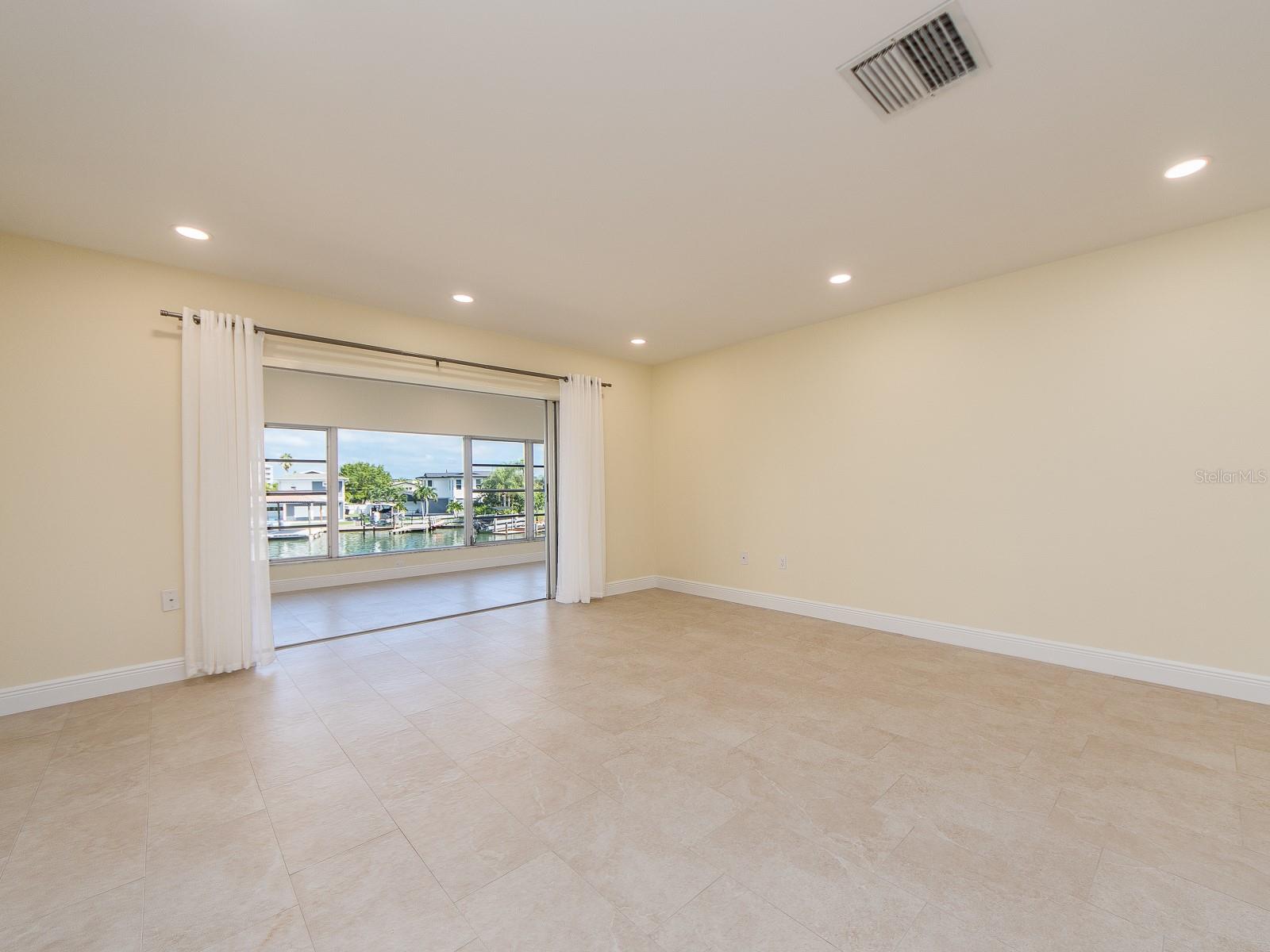 270 Skiff Pt #b3 Property Photo 10
