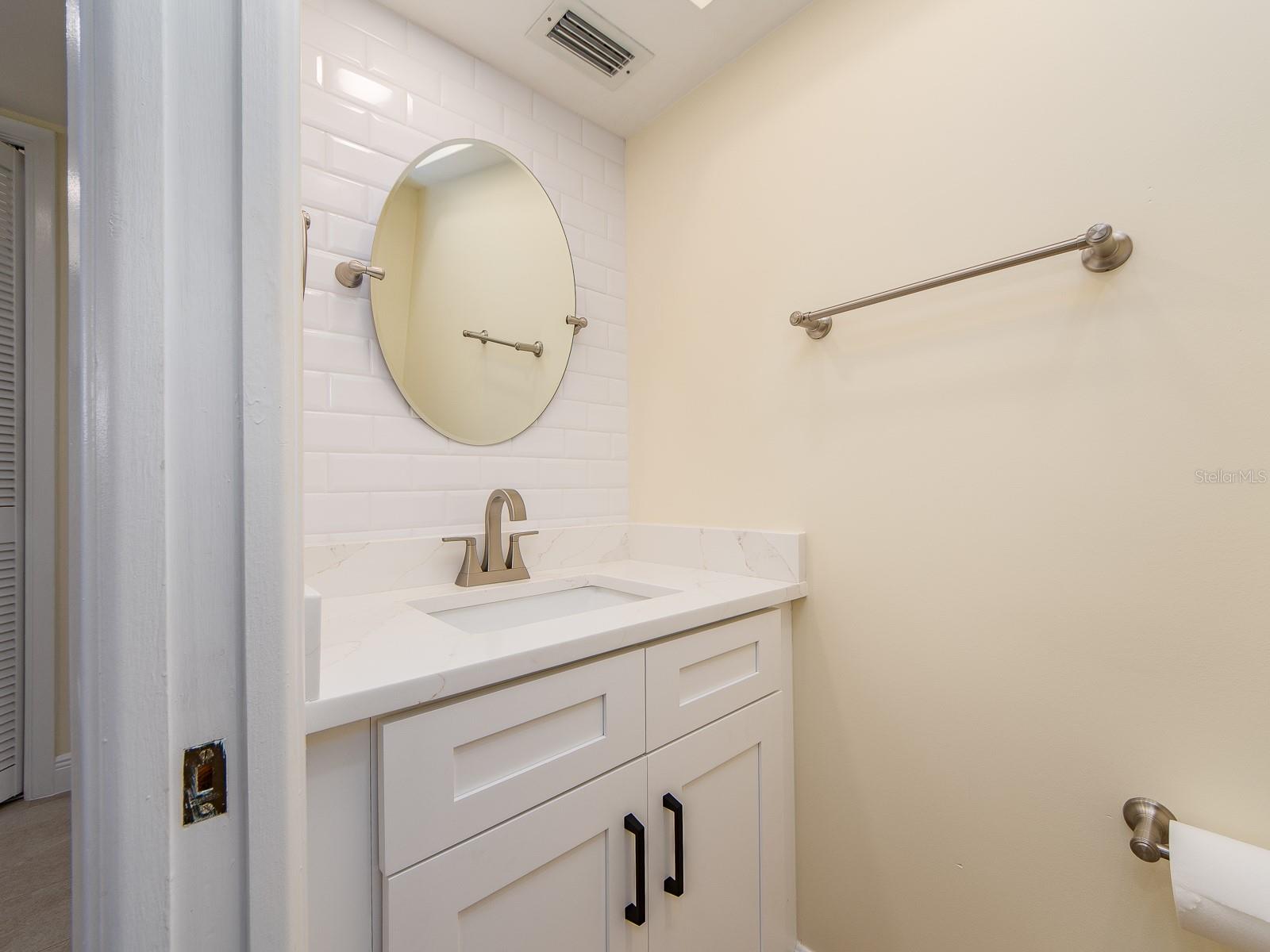 270 Skiff Pt #b3 Property Photo 21