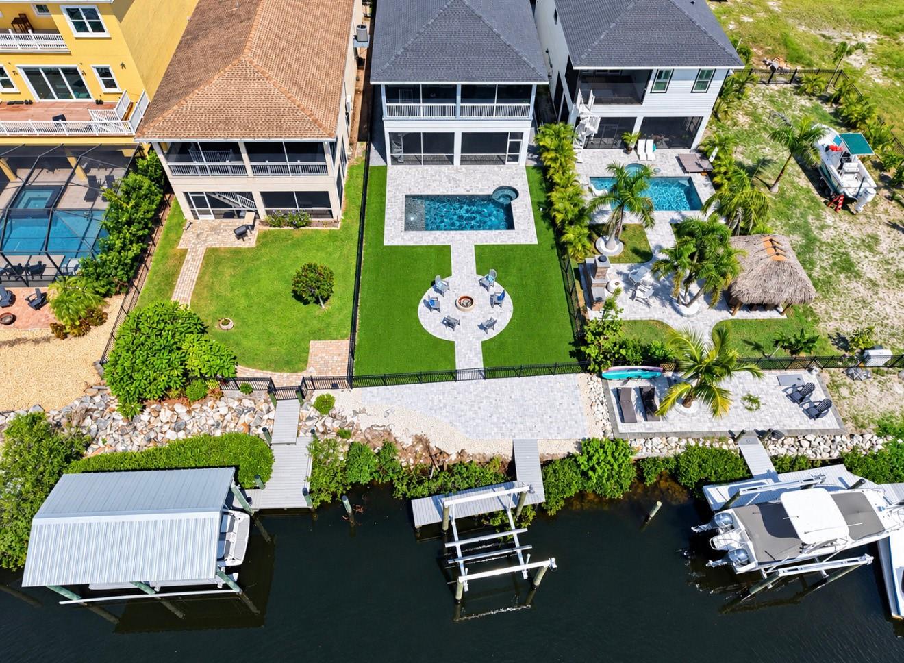 526 Estuary Shore Ln Property Photo 24
