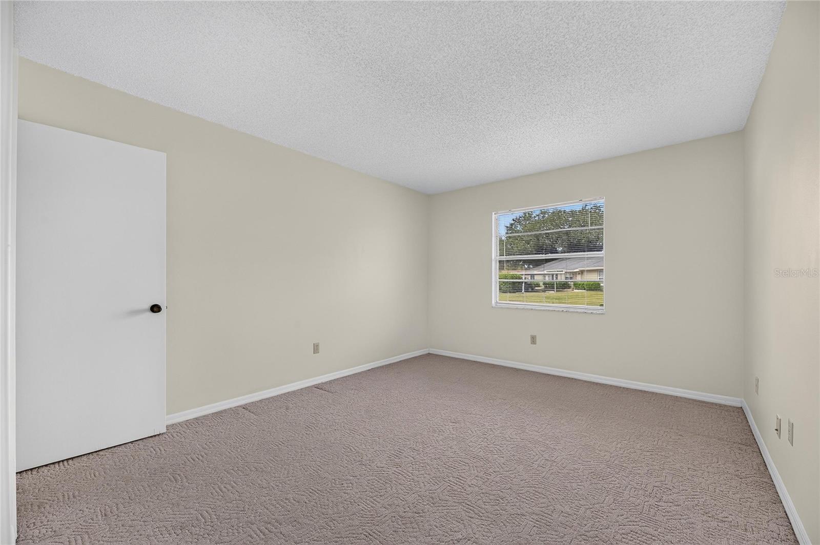1904 Canterbury Ln #18 Property Photo 30