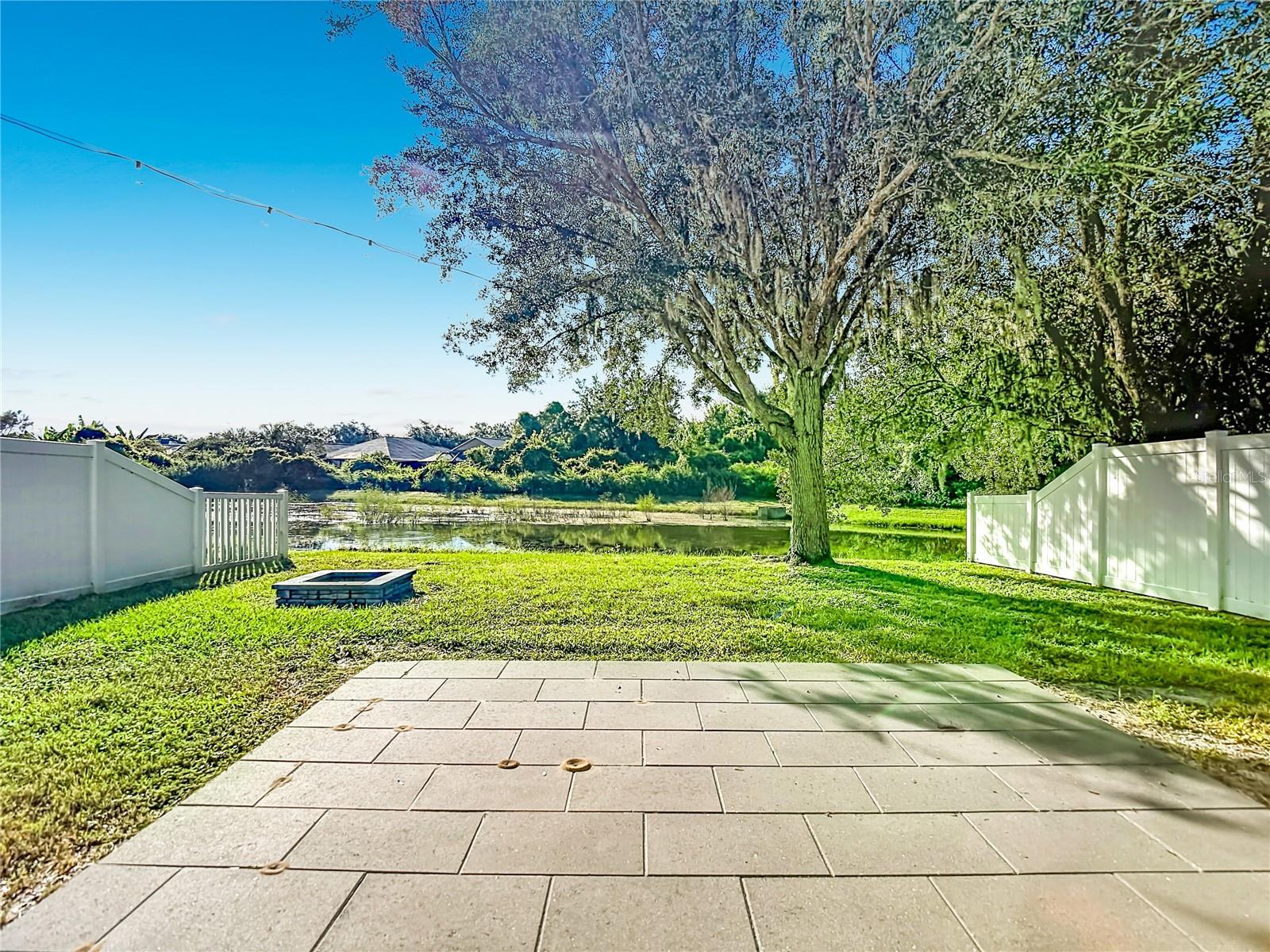 10016 Perthshire Cir Property Photo 5