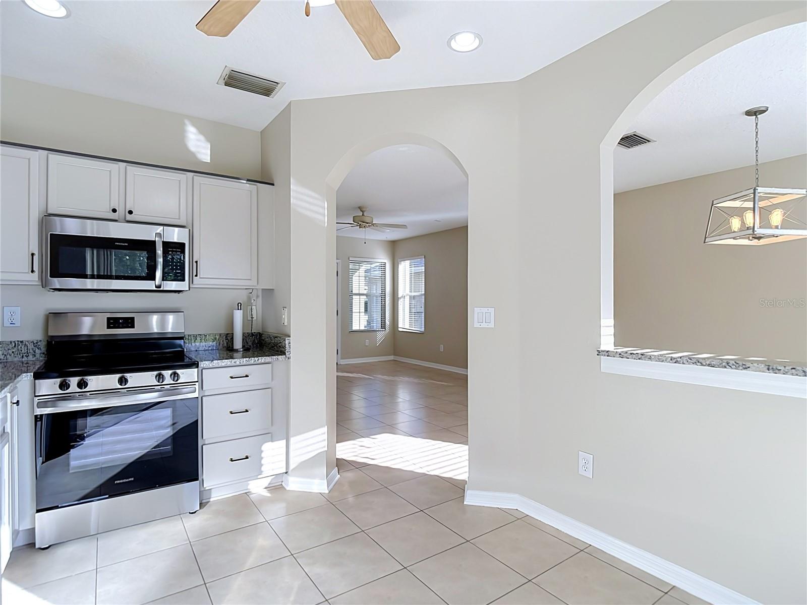 10016 Perthshire Cir Property Photo 17