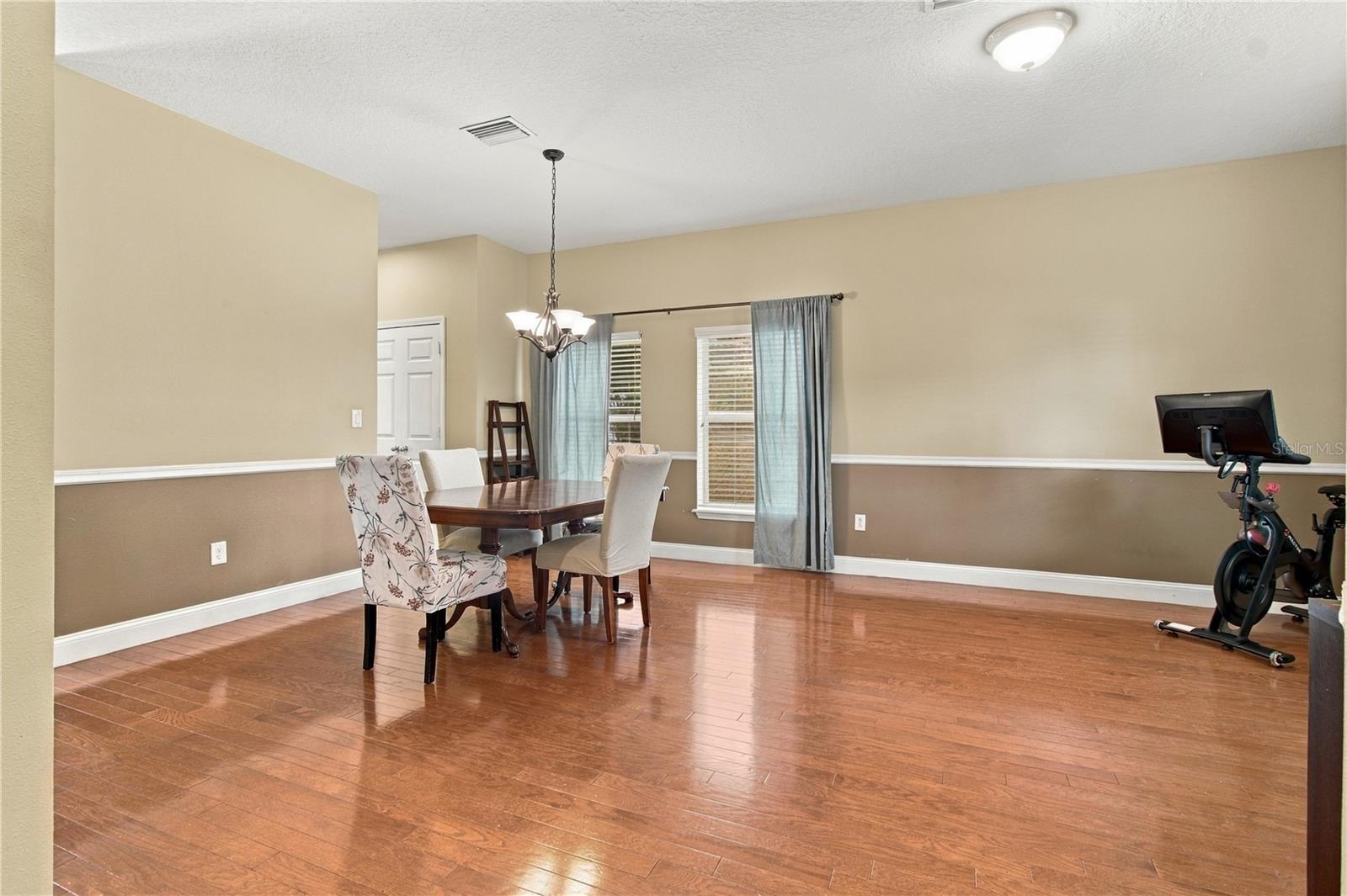 3161 Winglewood Cir Property Photo 10