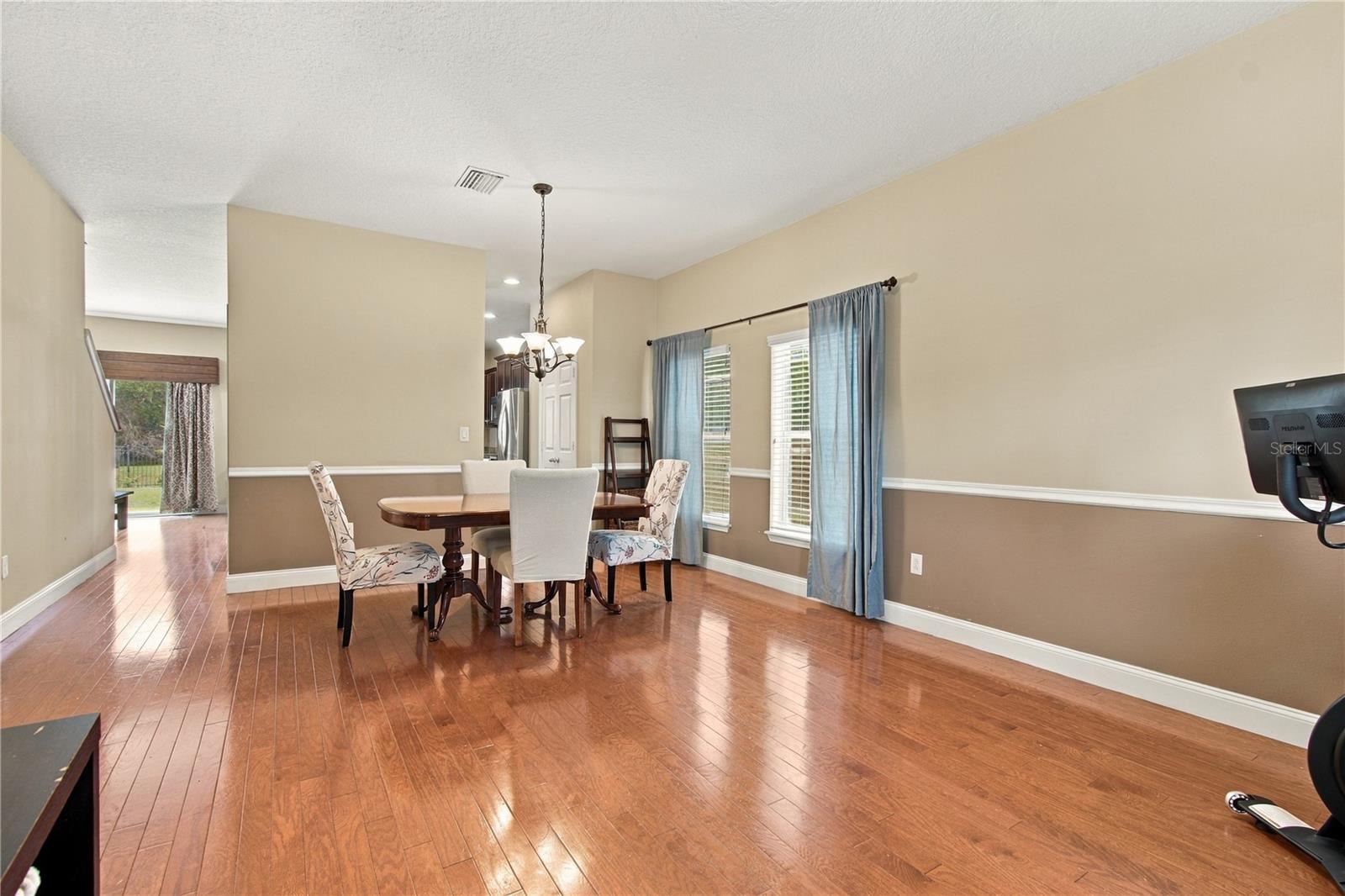 3161 Winglewood Cir Property Photo 12