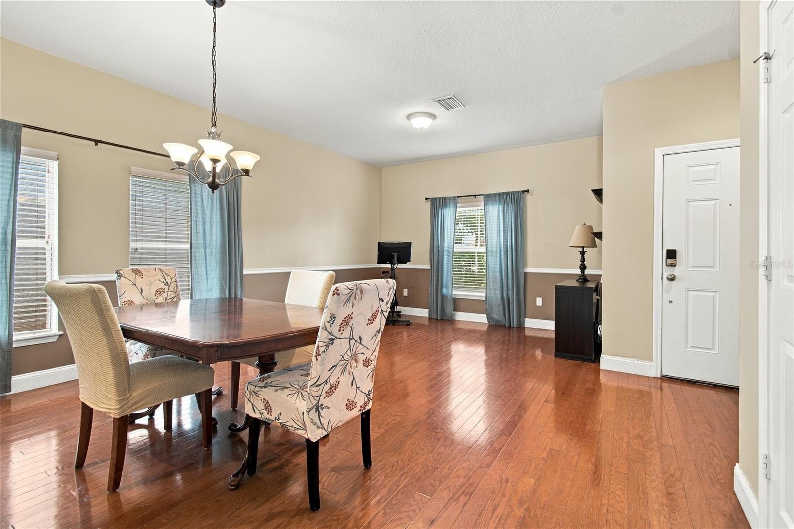 3161 Winglewood Cir Property Photo 13