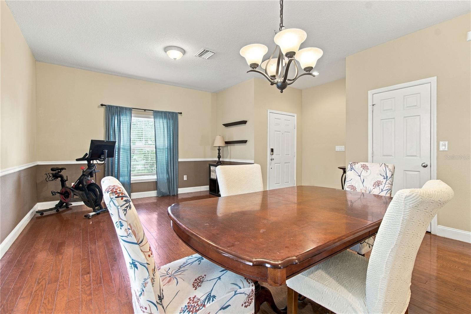3161 Winglewood Cir Property Photo 14