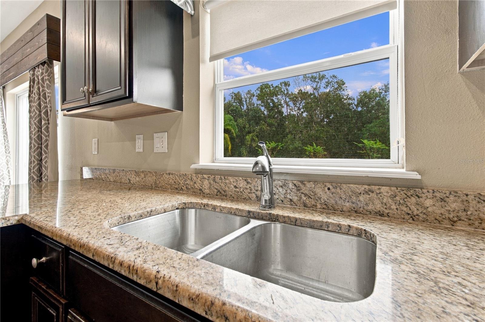 3161 Winglewood Cir Property Photo 16