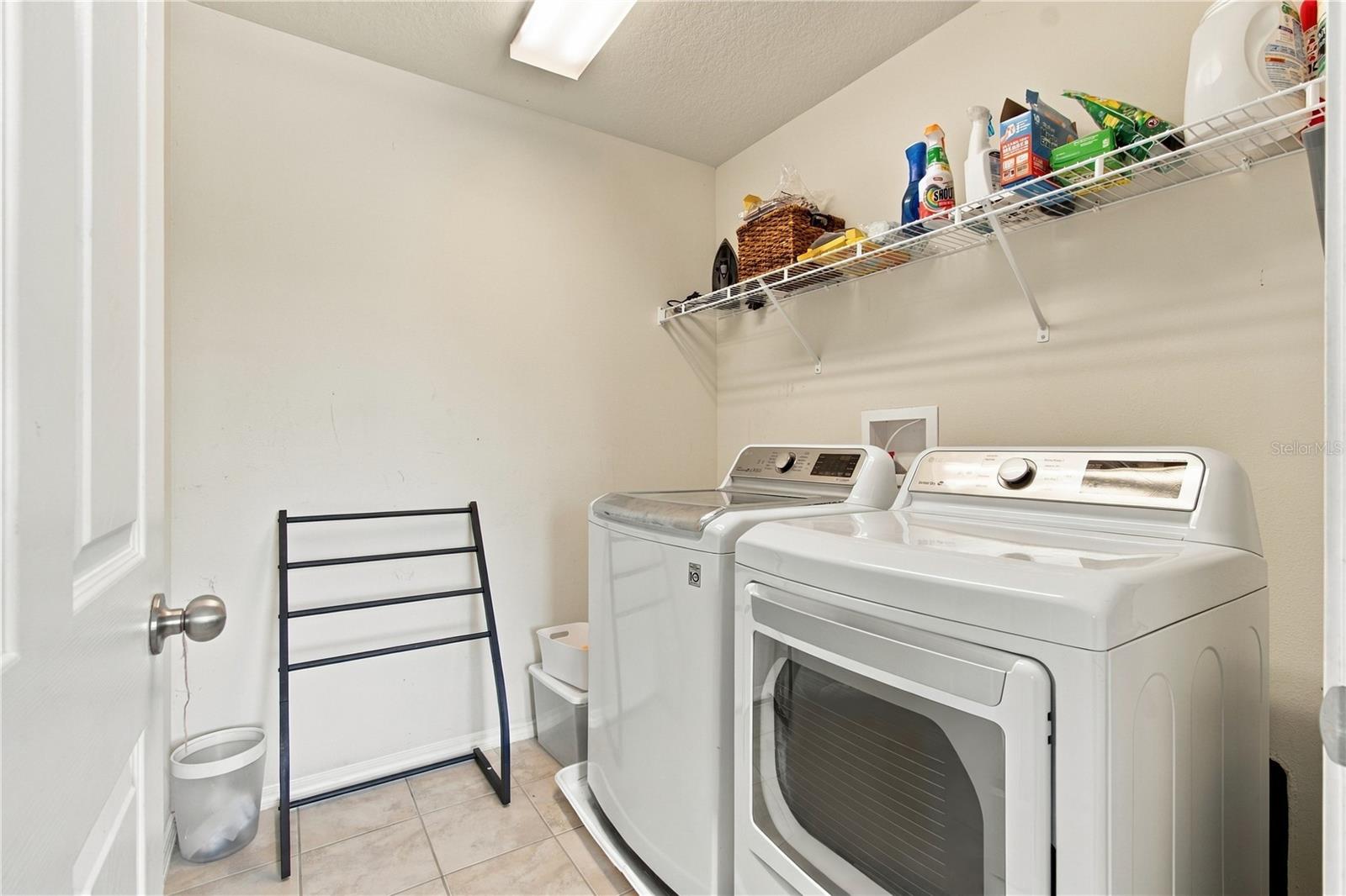 3161 Winglewood Cir Property Photo 35