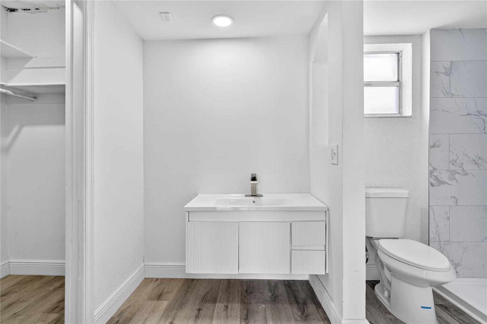 495 Se 8th St #242 Property Photo 8