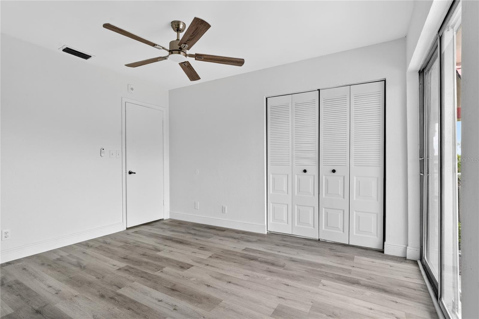 495 Se 8th St #242 Property Photo 10