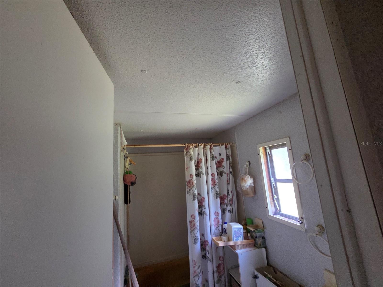 5950 S Sanford Ave Property Photo 18