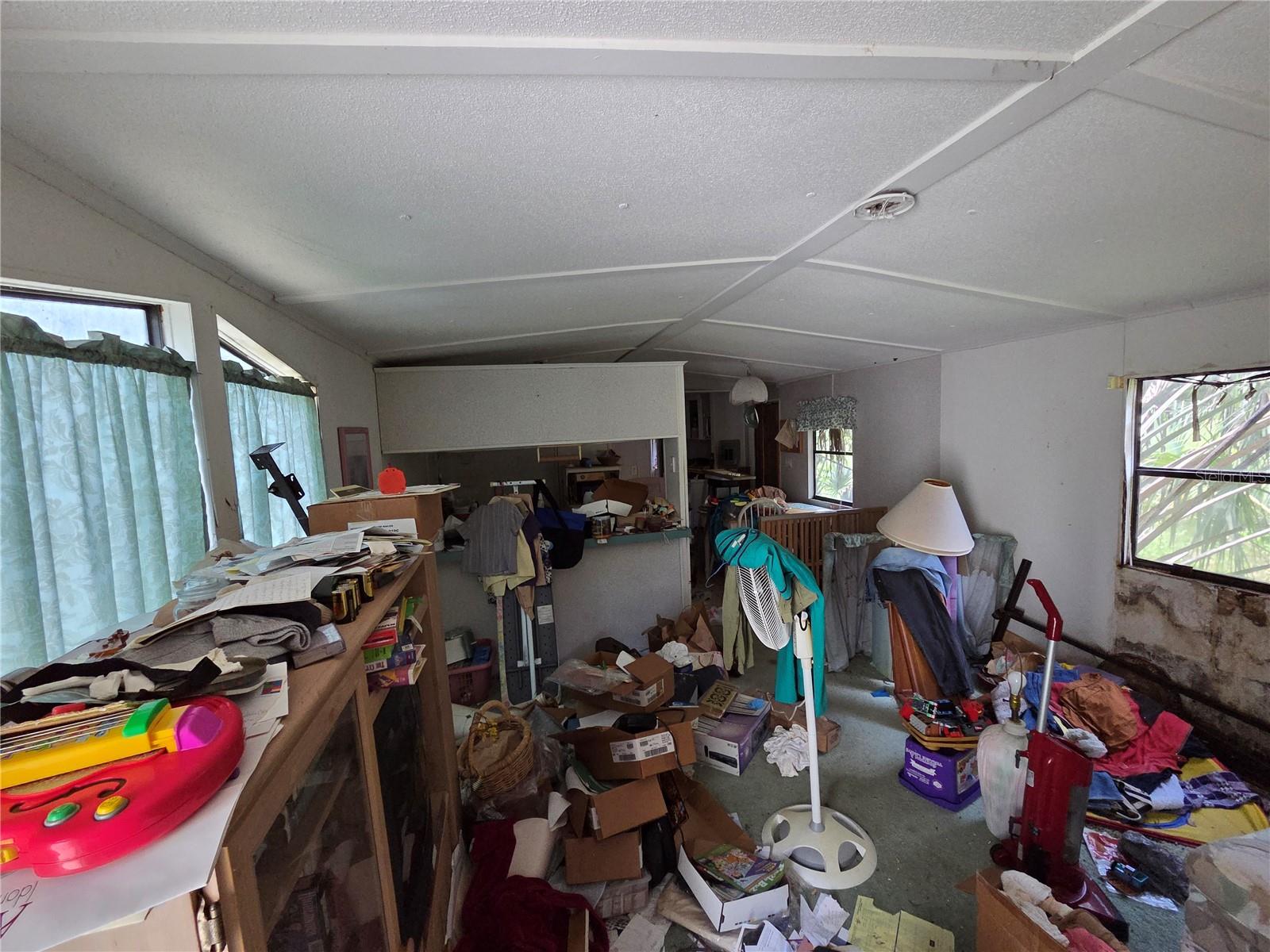 5950 S Sanford Ave Property Photo 54