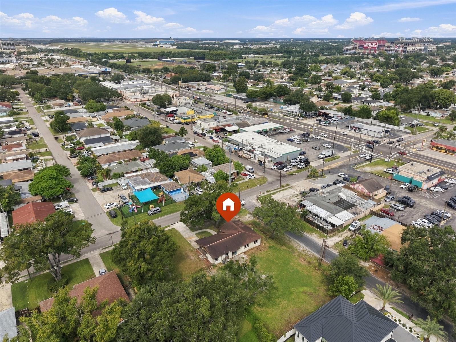 2709 N Lincoln Ave Property Photo 10