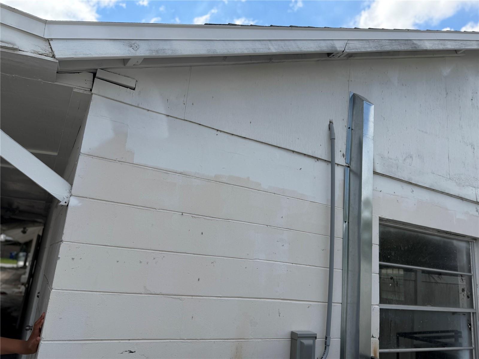 1608 Egenesee St Property Photo 2