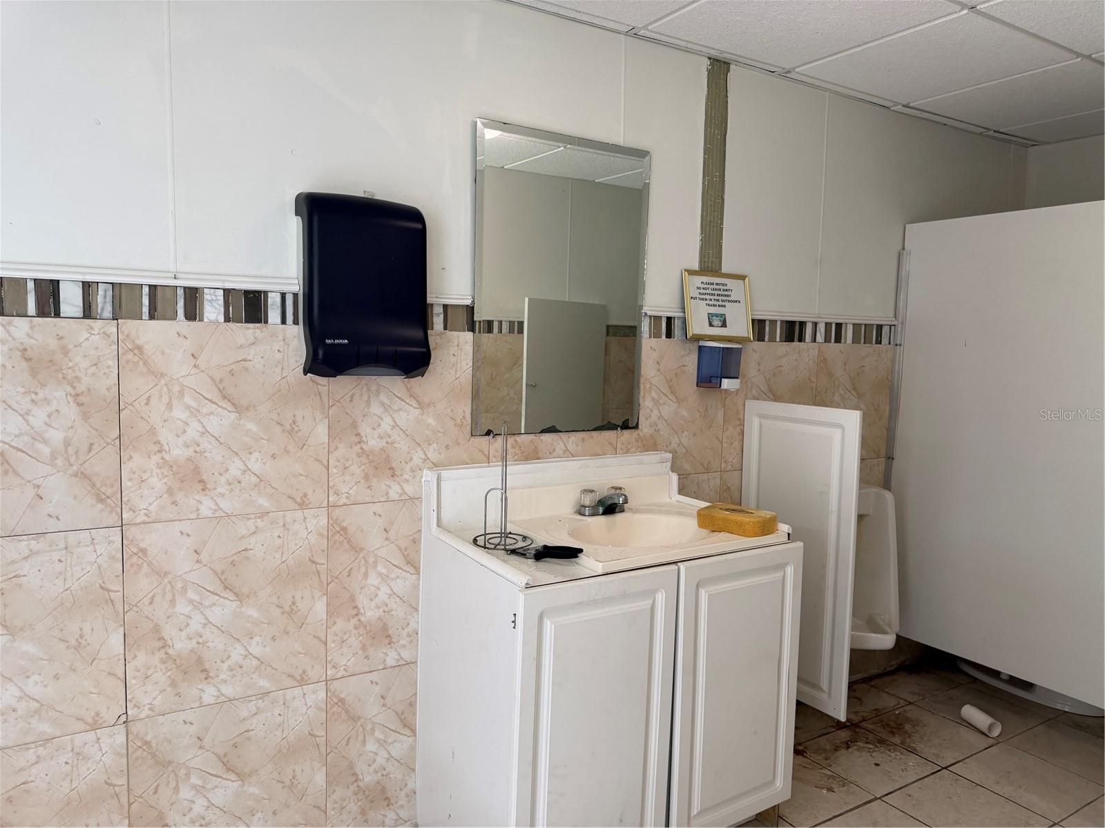 1608 Egenesee St Property Photo 21
