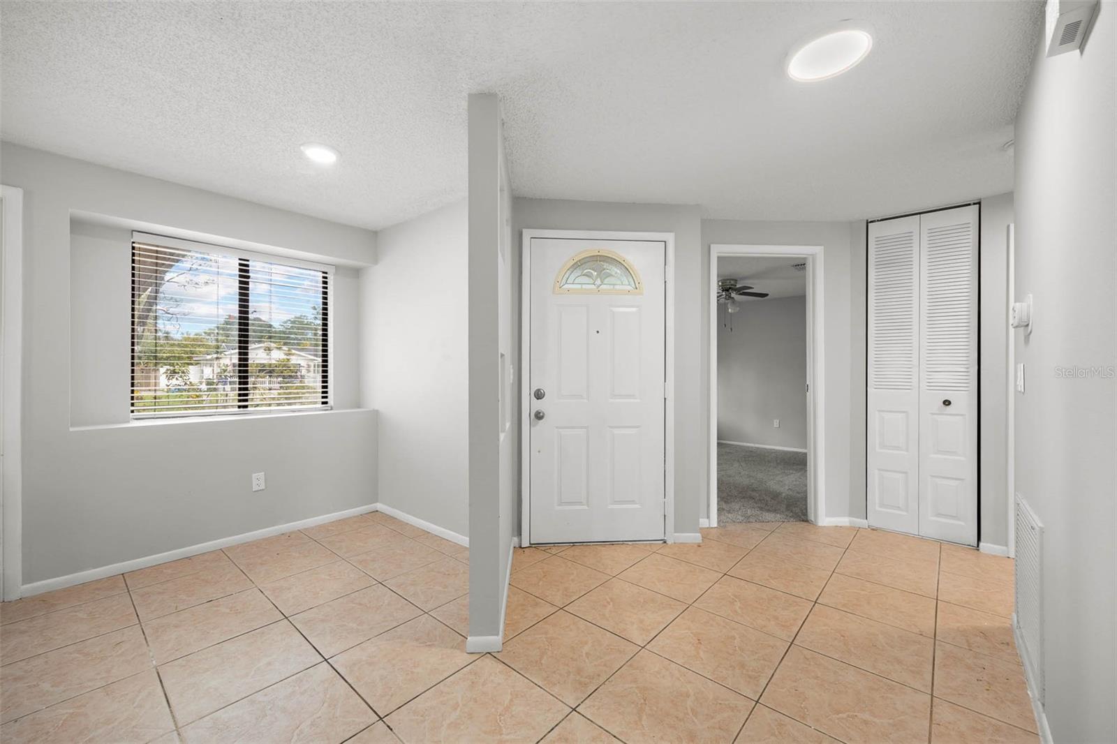 627 Timber Bay Cir W Property Photo 3