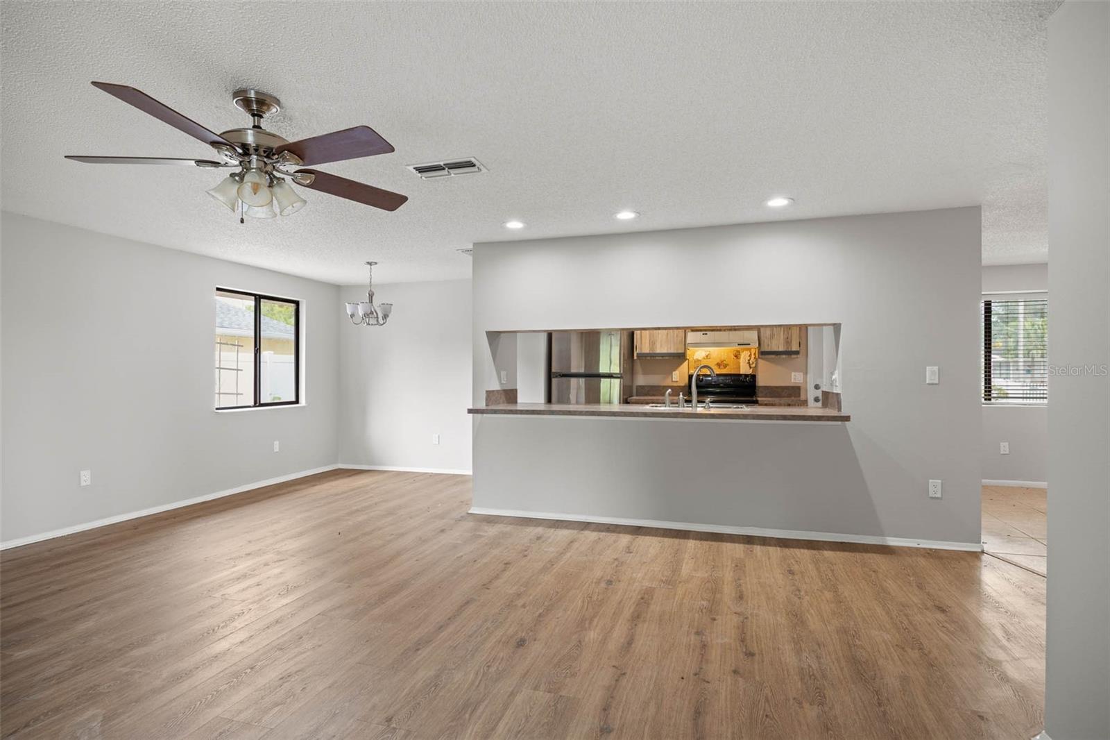 627 Timber Bay Cir W Property Photo 13