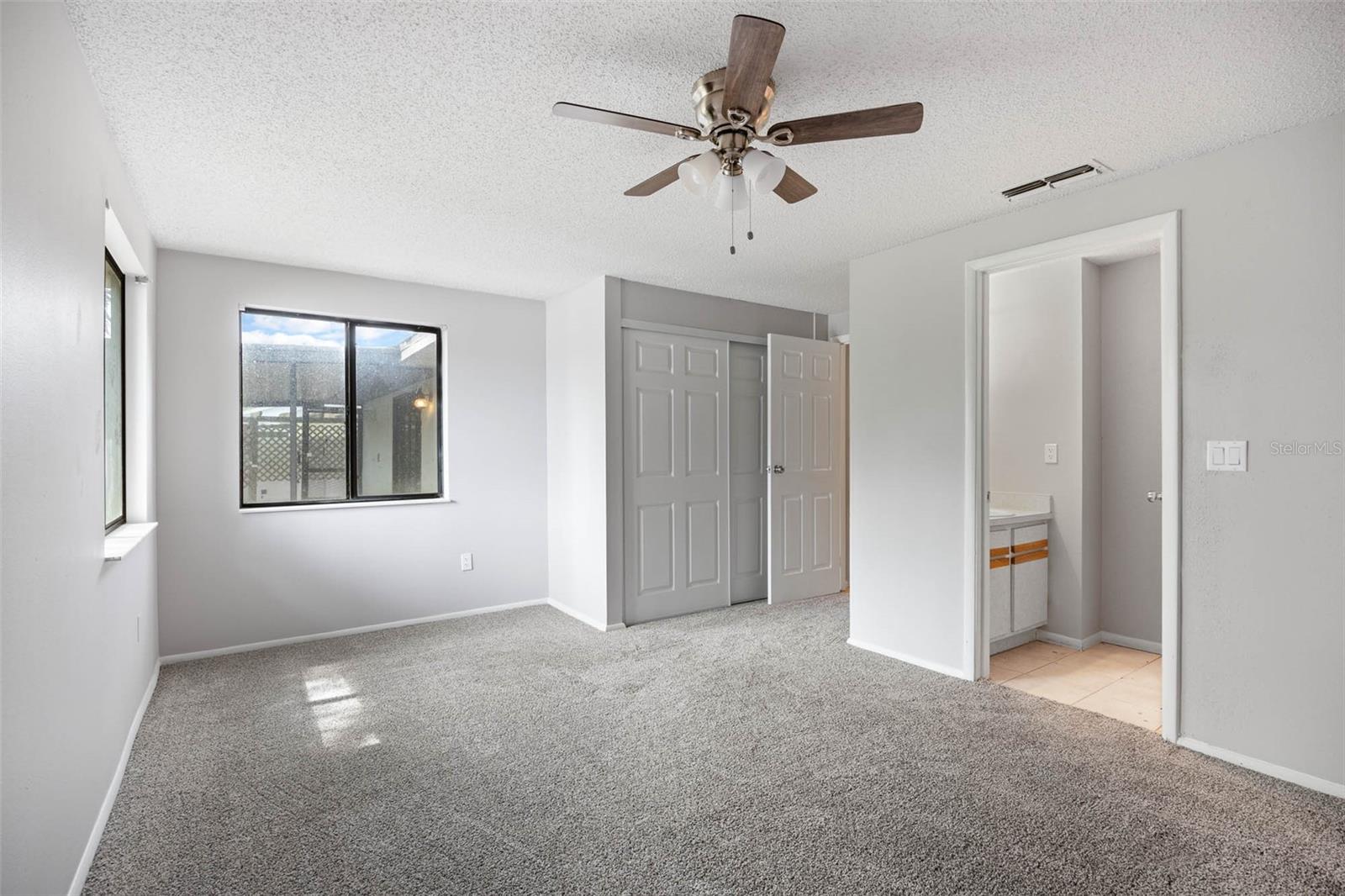 627 Timber Bay Cir W Property Photo 20