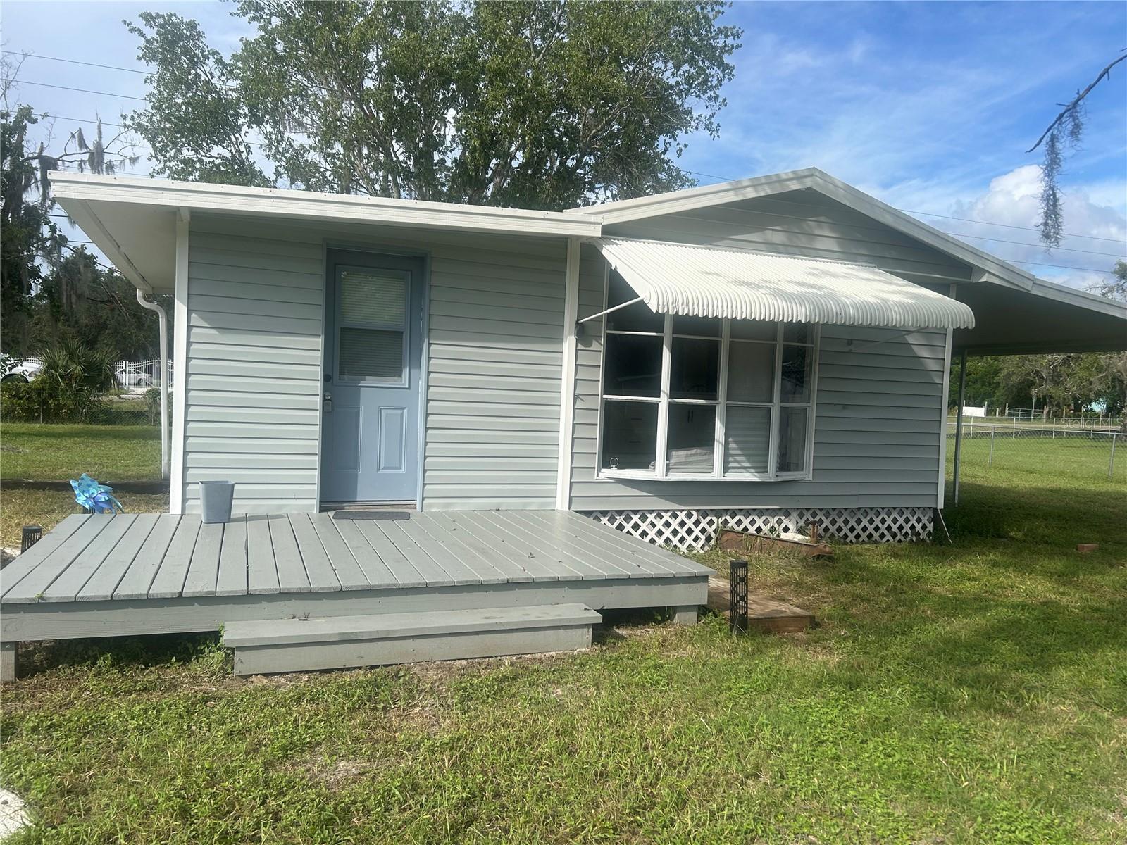 14810 Thompson Ave Property Photo 1