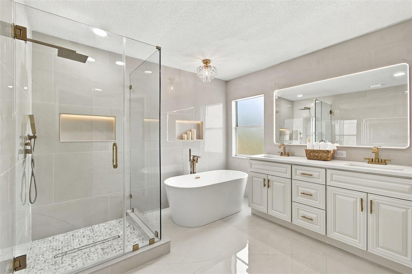 3829 Cold Creek Dr Property Photo 4
