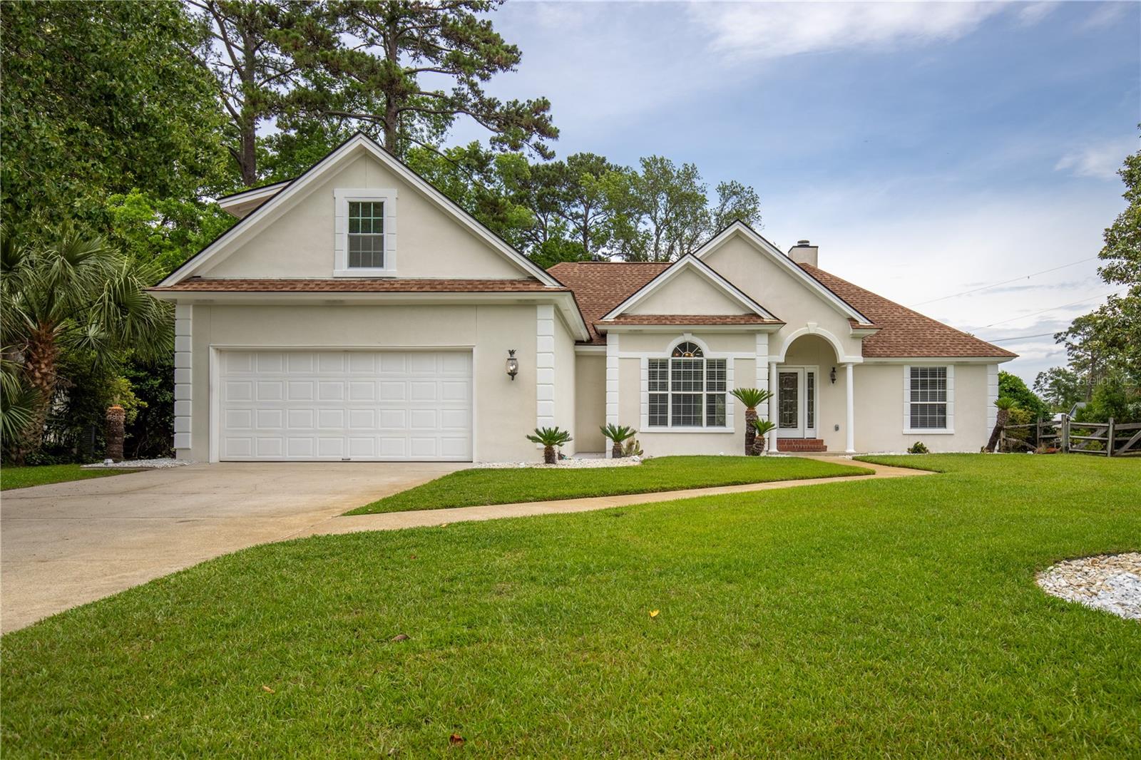 136 Summer Winds Dr Property Photo 1