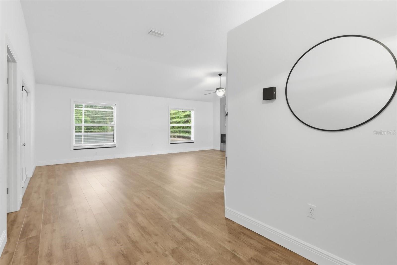 4501 N Rushmore Loop Property Photo 6