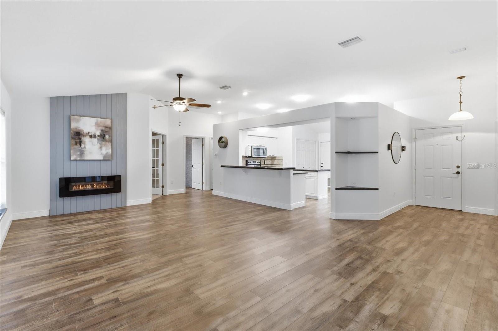 4501 N Rushmore Loop Property Photo 14