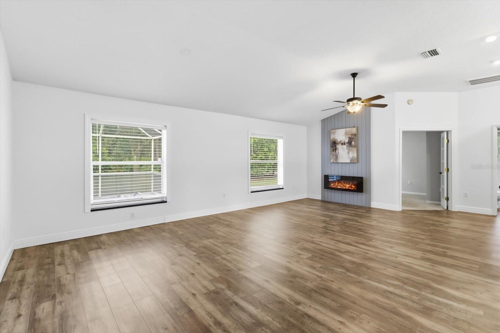 4501 N Rushmore Loop Property Photo 18