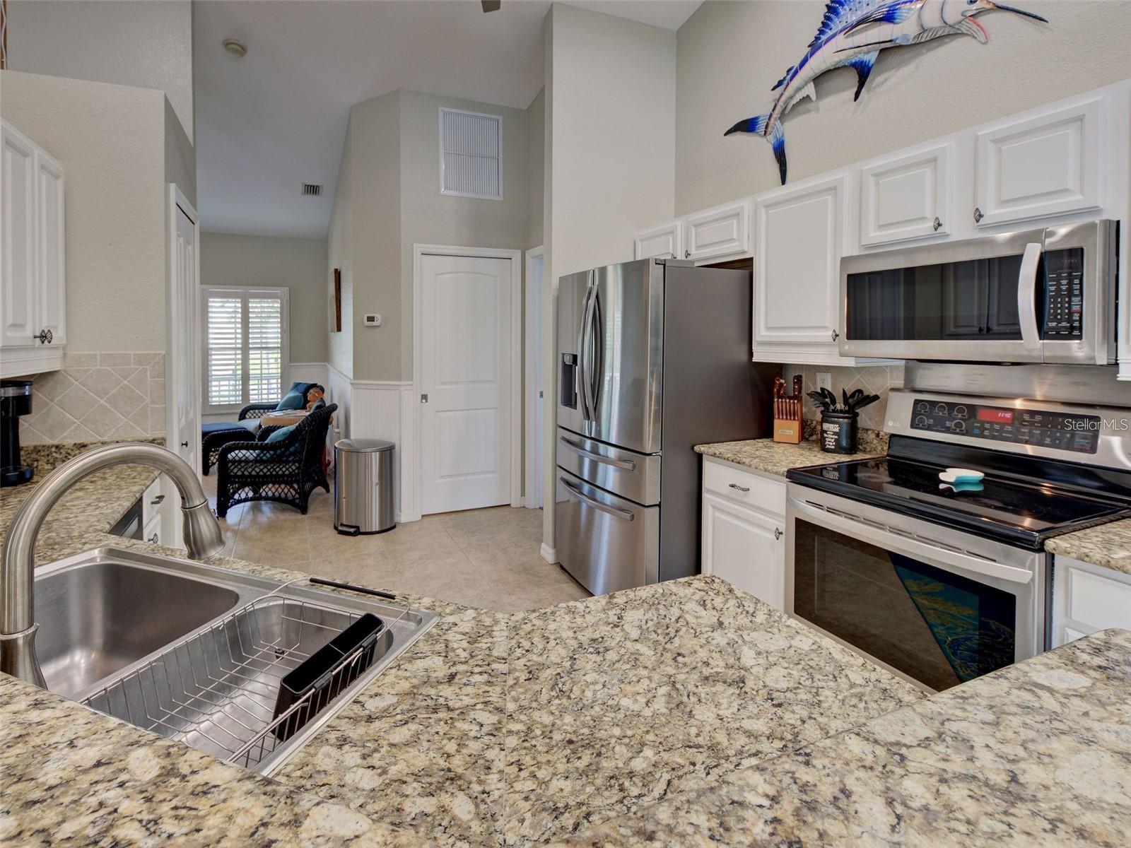 13679 Drysdale Ave Property Photo 31