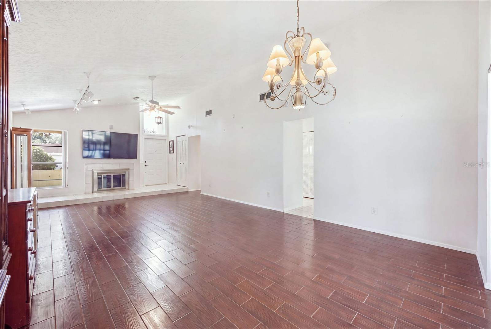 4609 Deerwalk Ave Property Photo 7