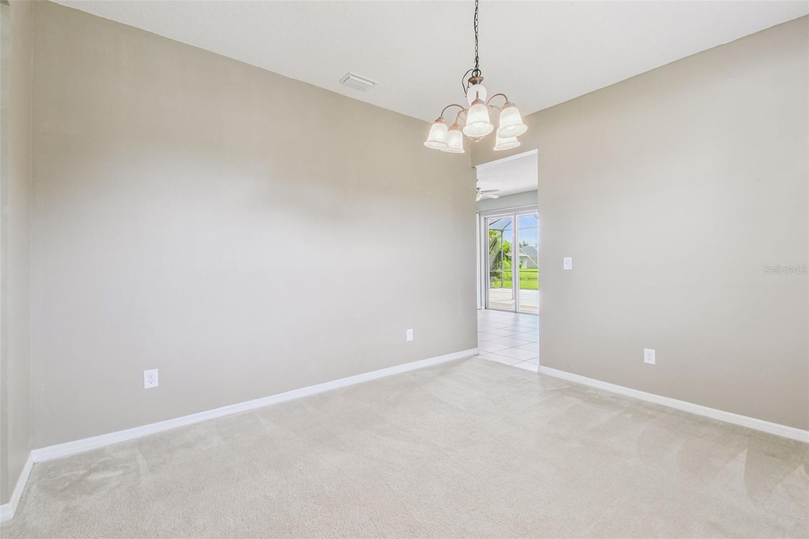 12320 Fairlawn Dr Property Photo 16