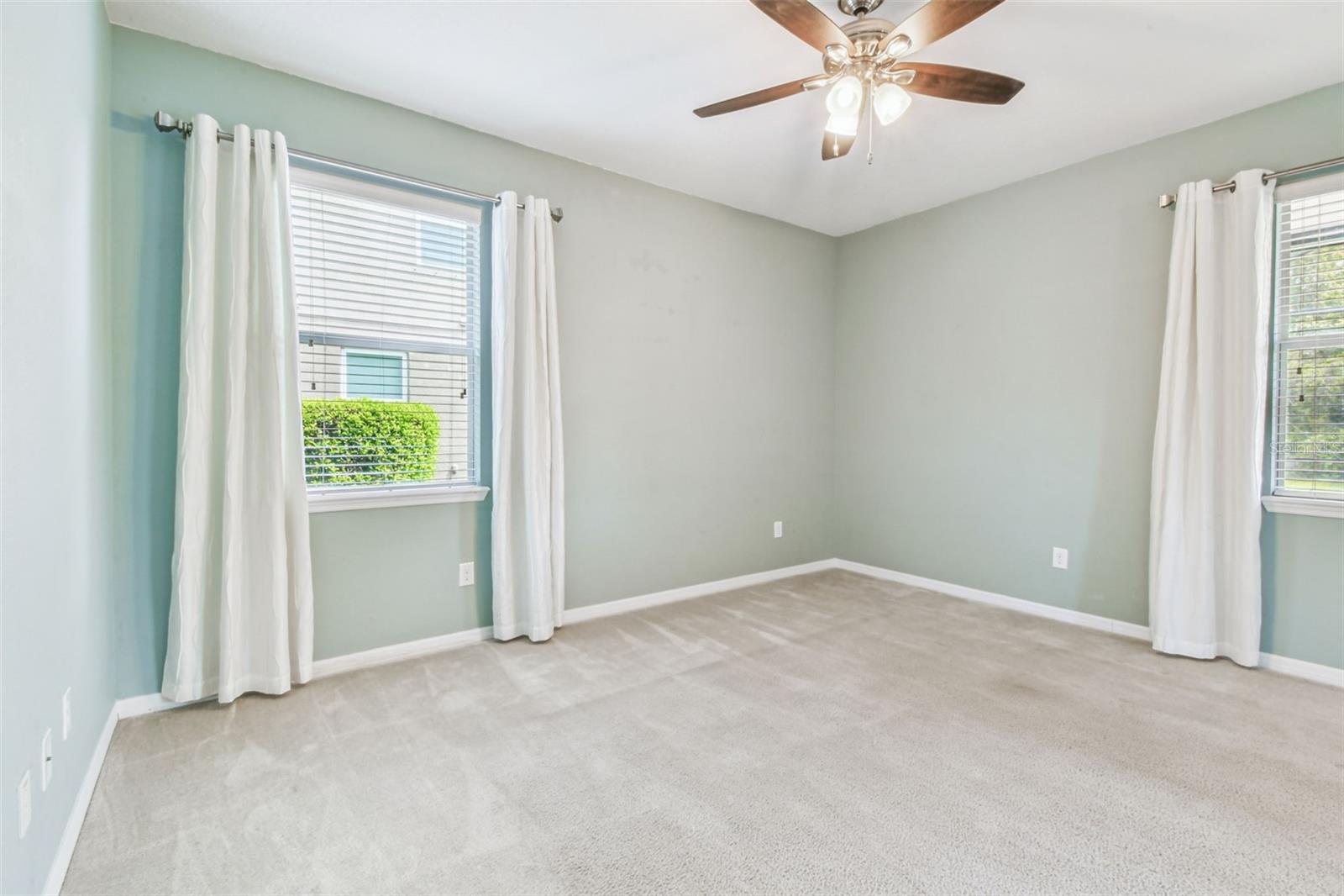 12320 Fairlawn Dr Property Photo 29